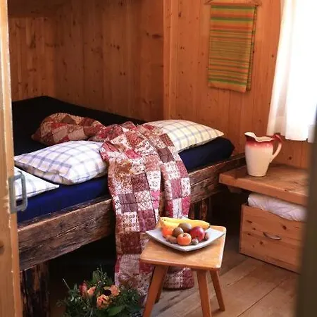 Gruppenwohnung Allegra Bis 16 Personen 200m2
